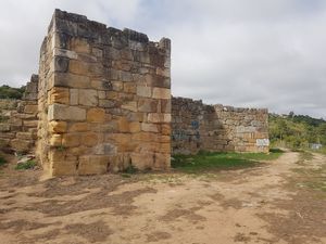 Castelo de Alcobaça (Alcobaça)