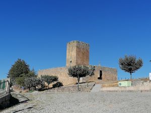 Castelo de Longroiva (Mêda)
