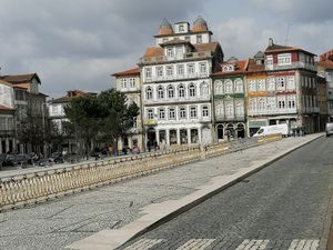 Largo do Toural (Guimarães)