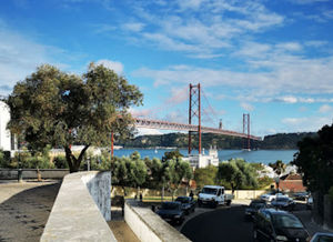 Santo Amaro Viewpoint (Lisboa)