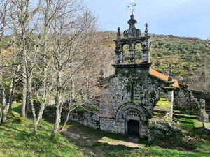 Mosteiro de Santa Maria das Júnias (ruínas) (Montalegre)