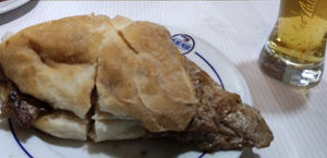 Rui dos Pregos' Prego in Bread (Lisbon, Portugal)