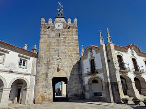 Torre do Relógio e Porta Medieval (Caminha)